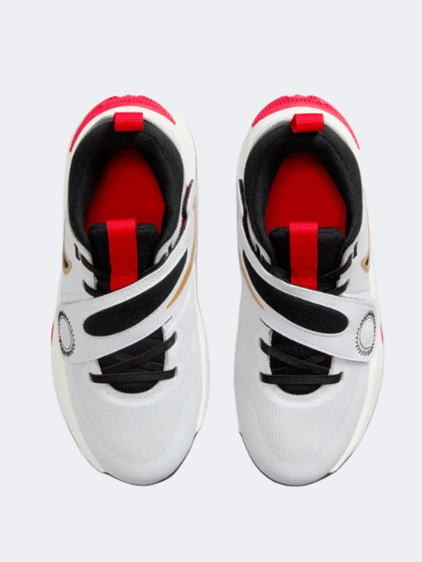 Nike Team Hustle 11 Gs-Boys Basketball Shoes White/Gold/Red/Black