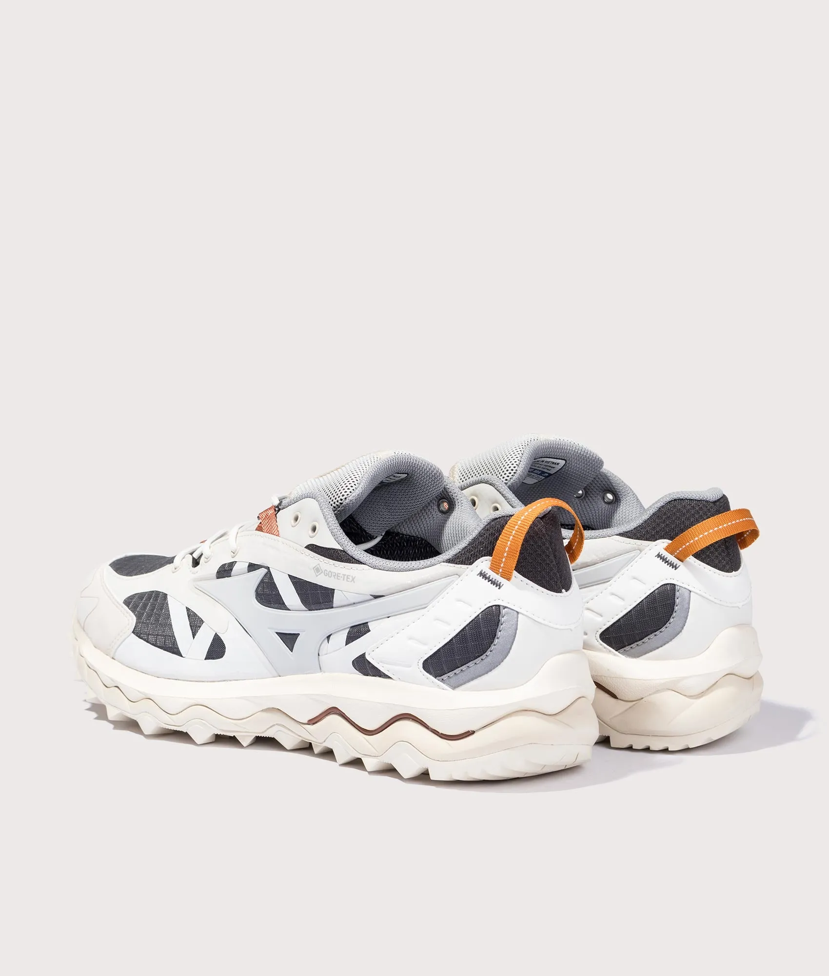Sleek Mujin TI GTX Wave Sneakers